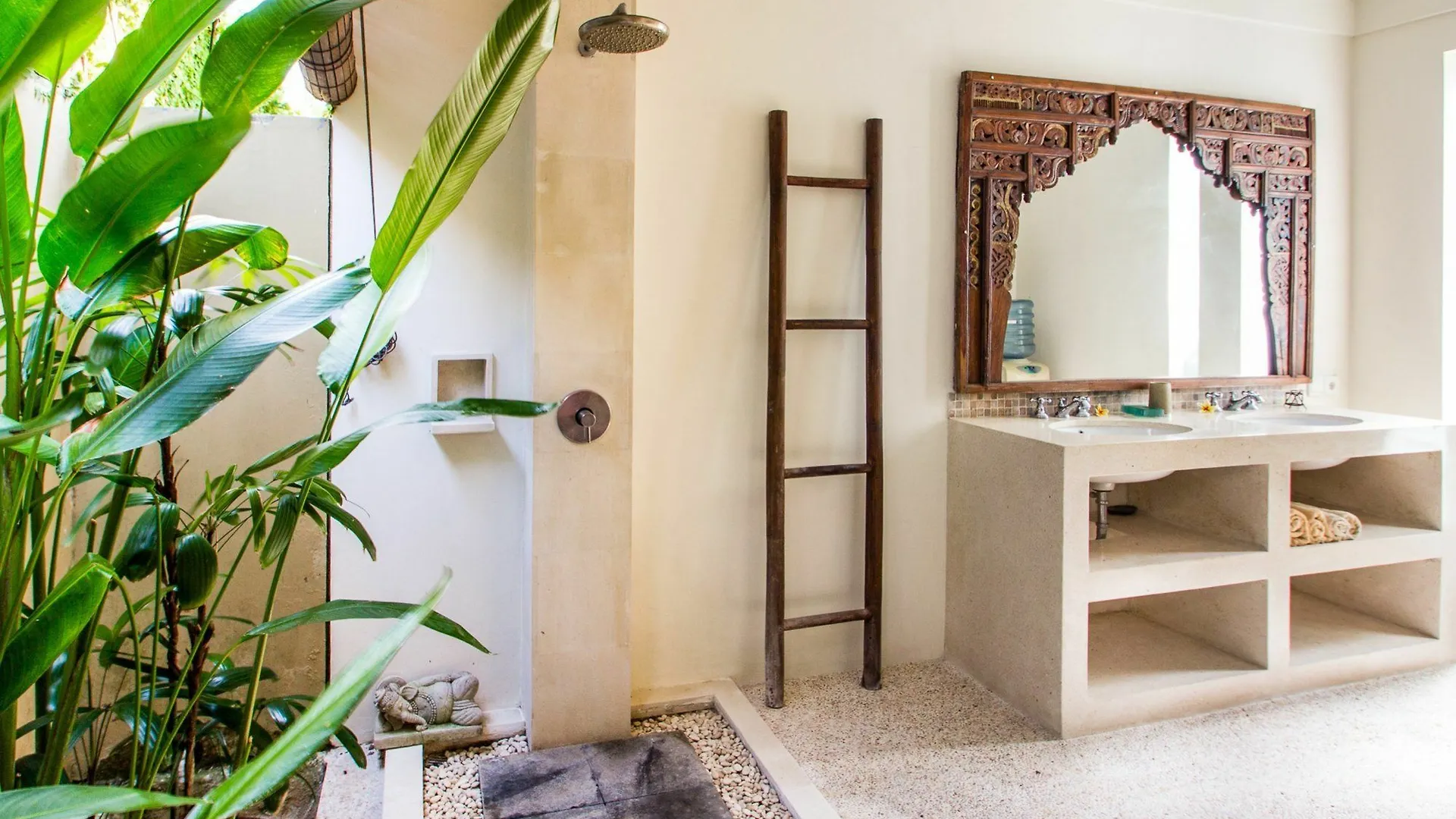 Villa Sembira Seminyak